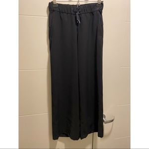 Lululemon On the Fly wide leg pants
